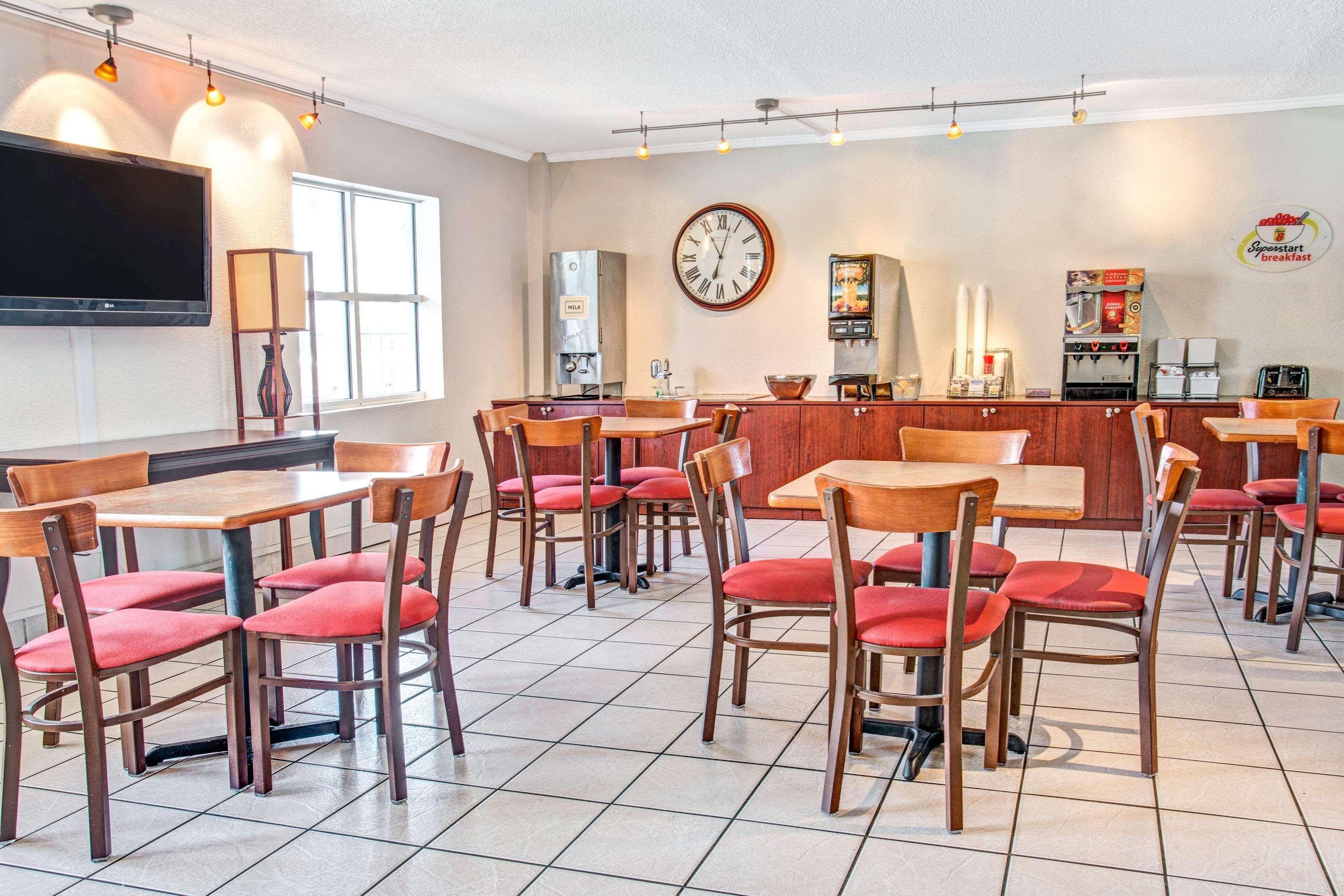 Super 8 By Wyndham Kissimmee Motel Ngoại thất bức ảnh