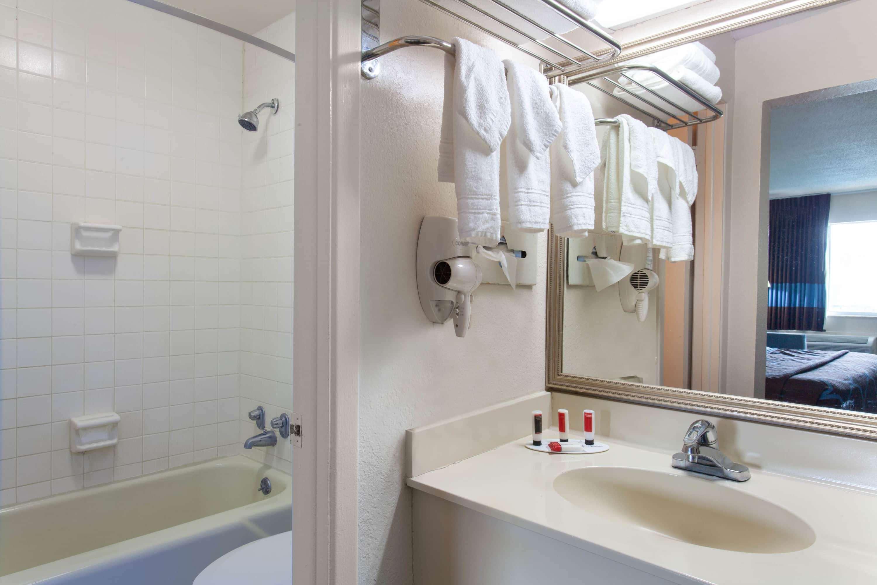 Super 8 By Wyndham Kissimmee Motel Ngoại thất bức ảnh