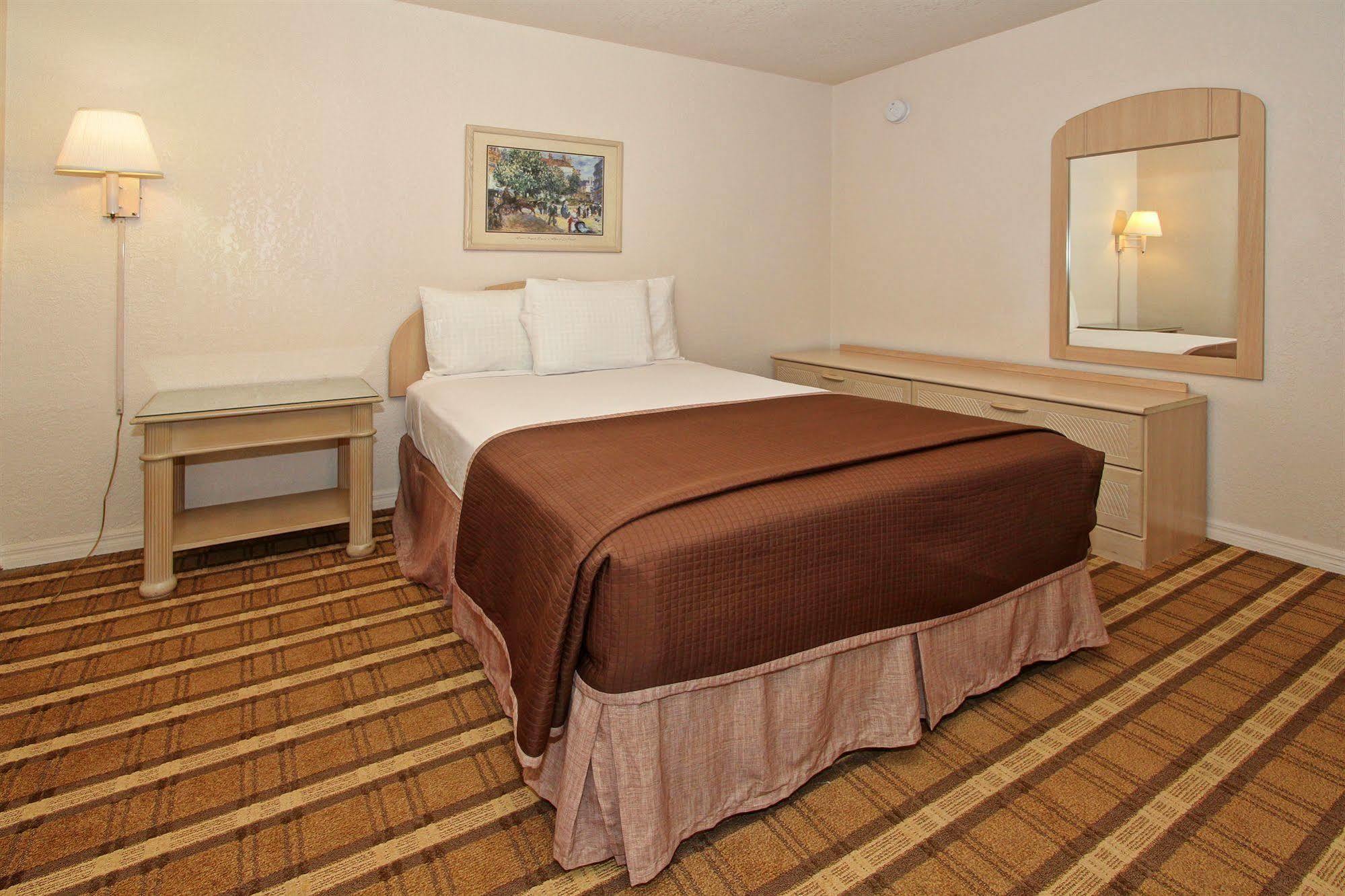 Super 8 By Wyndham Kissimmee Motel Ngoại thất bức ảnh